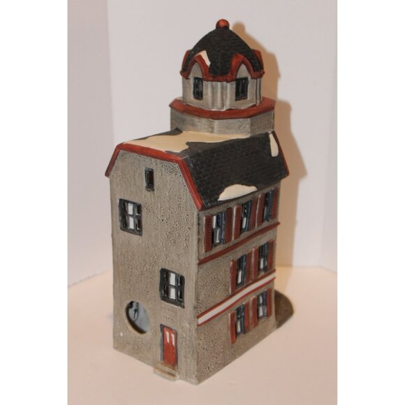 Dept 56 Christmas in the City - Tower Cafe (no box) - Picture 3 of 3